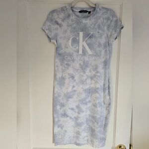 Calvin Klein Tie Dye Baby Blue and White Monogram T-Shirt Dress Short Sleeve XS